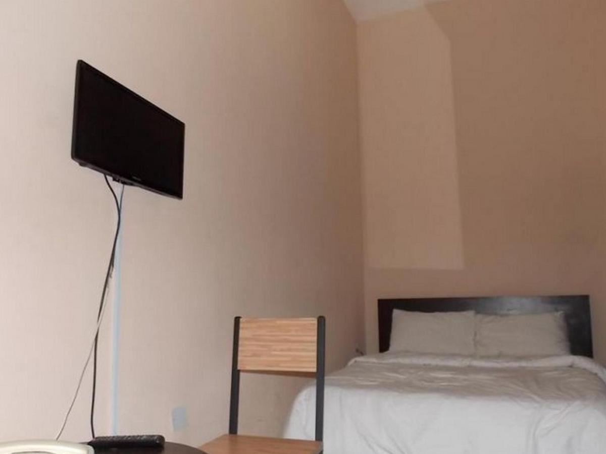 Room In Lodge - Ambience Hotels Abujahome For Leisure And Business Travellers Zewnętrze zdjęcie